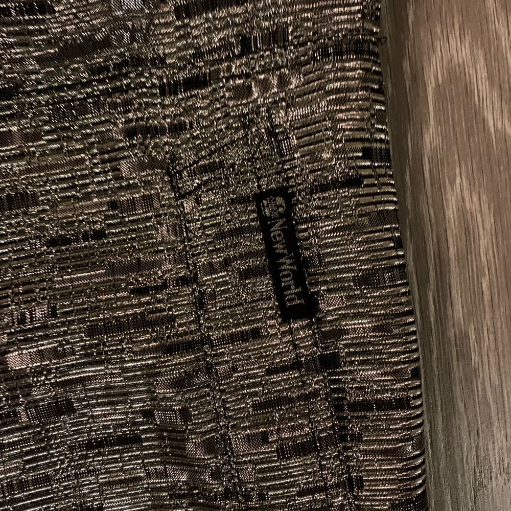 New World Jacket - Picture 3 of 3